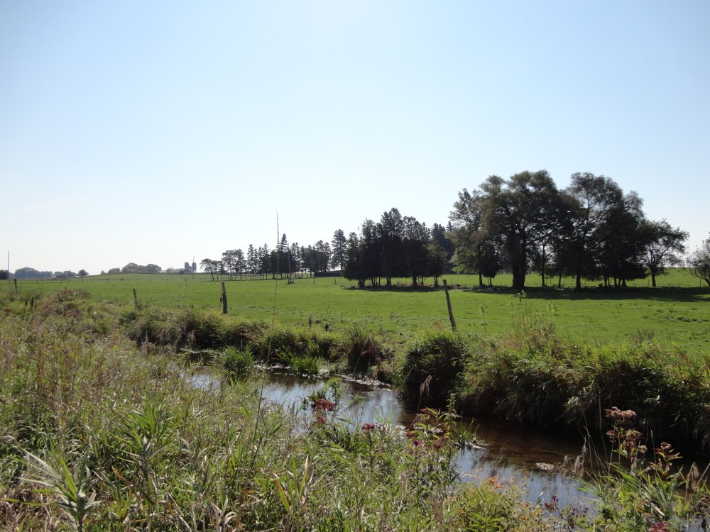There are streams and all different types of terrain along the trail. 