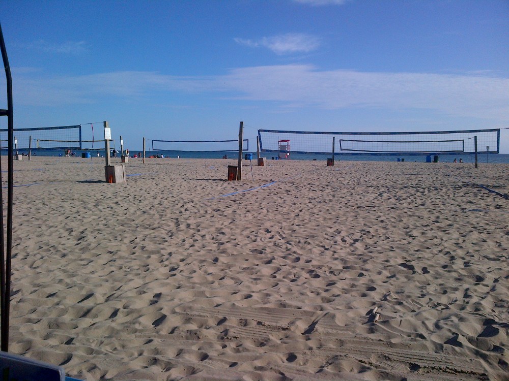 Have dinner looking out over the sand!